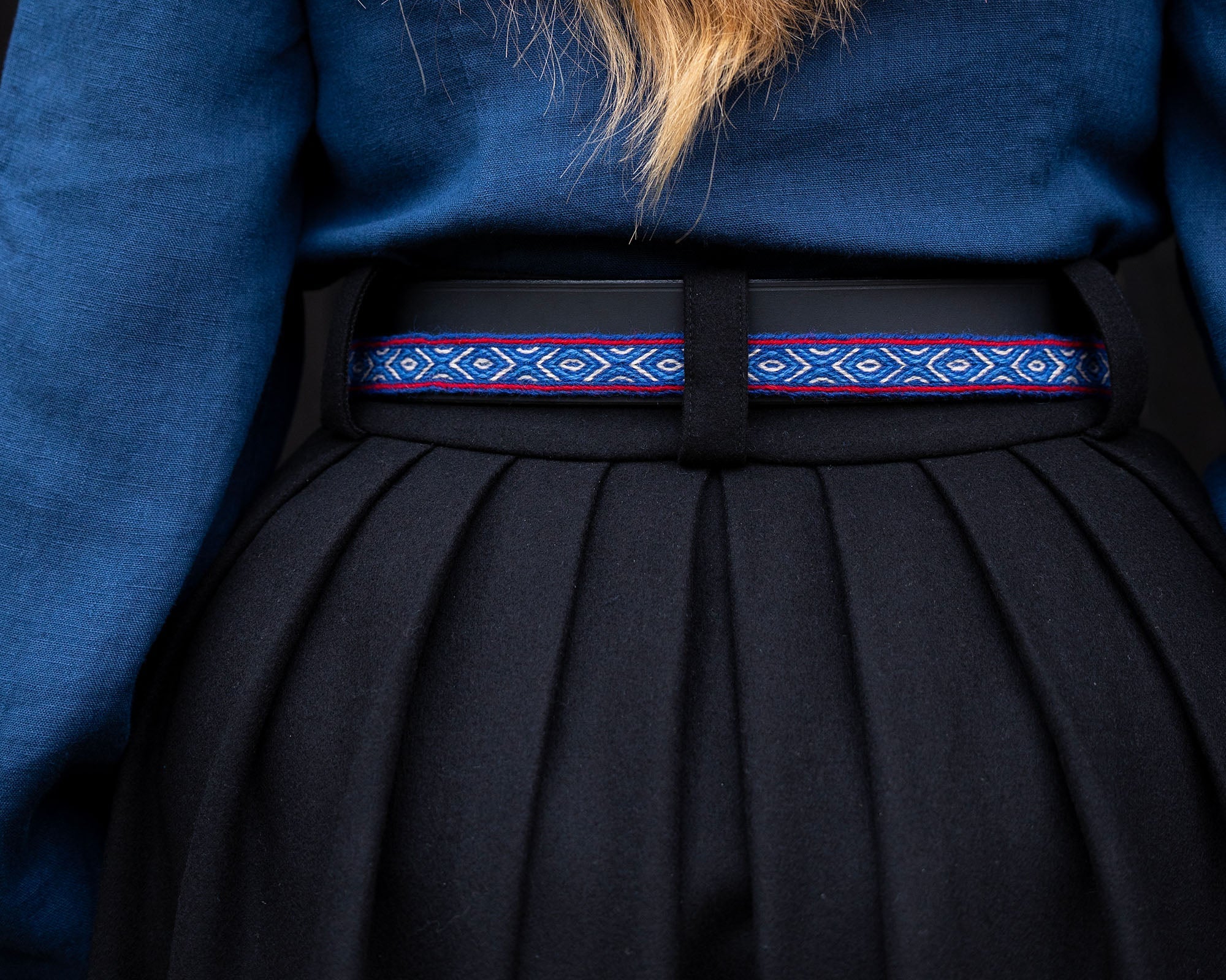 Historiske klær inspirert av 1700 og 1800-tallet