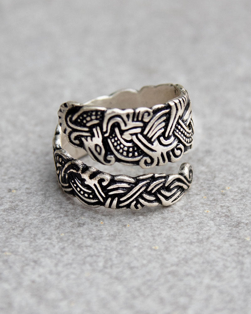 Ejyar ring