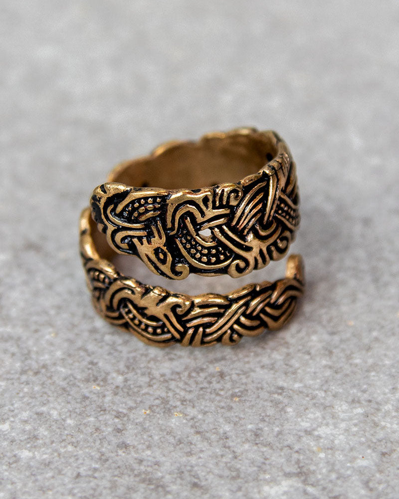 Ejyar ring