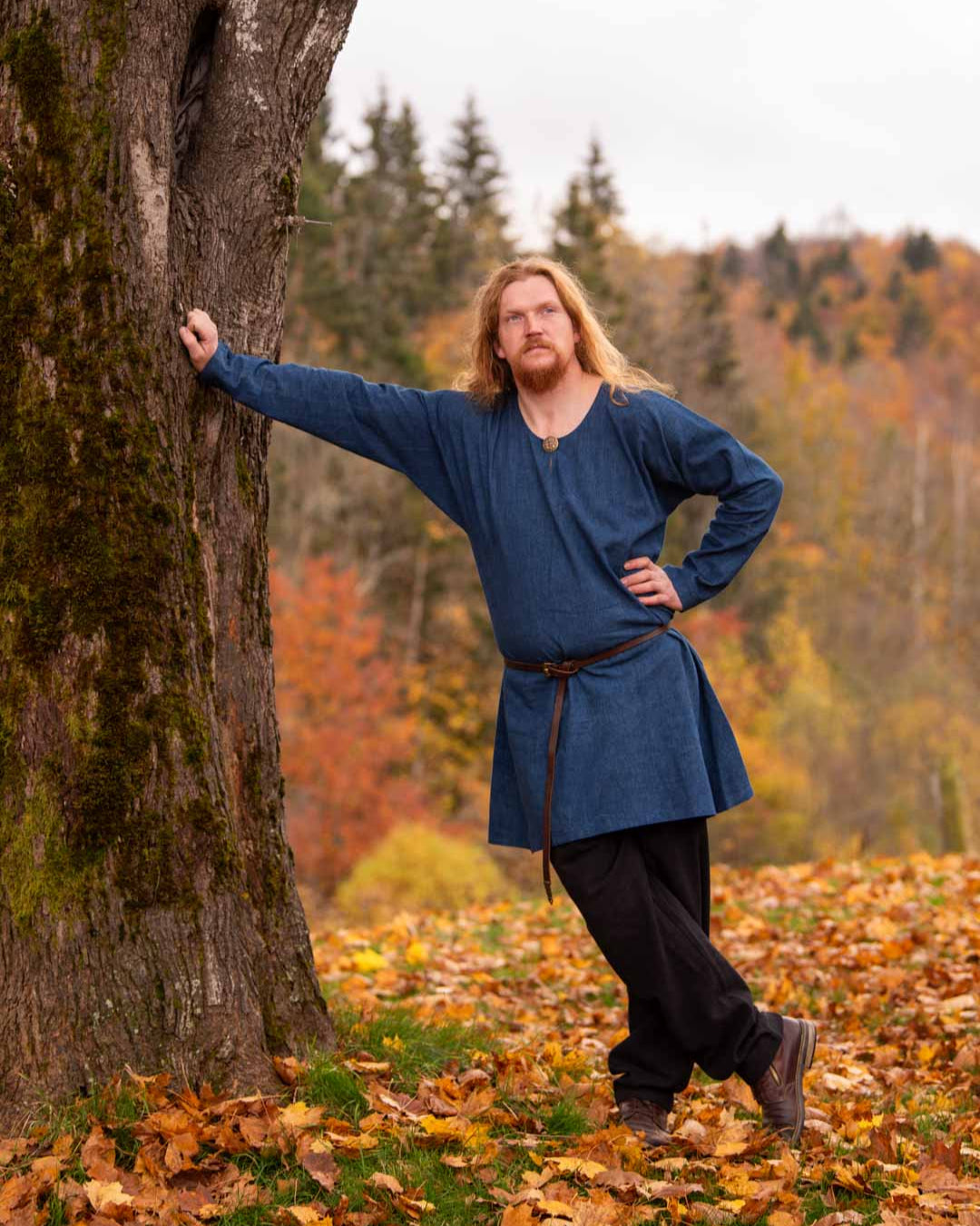 Modellen er 185 cm høy og bruker størrelse XL.