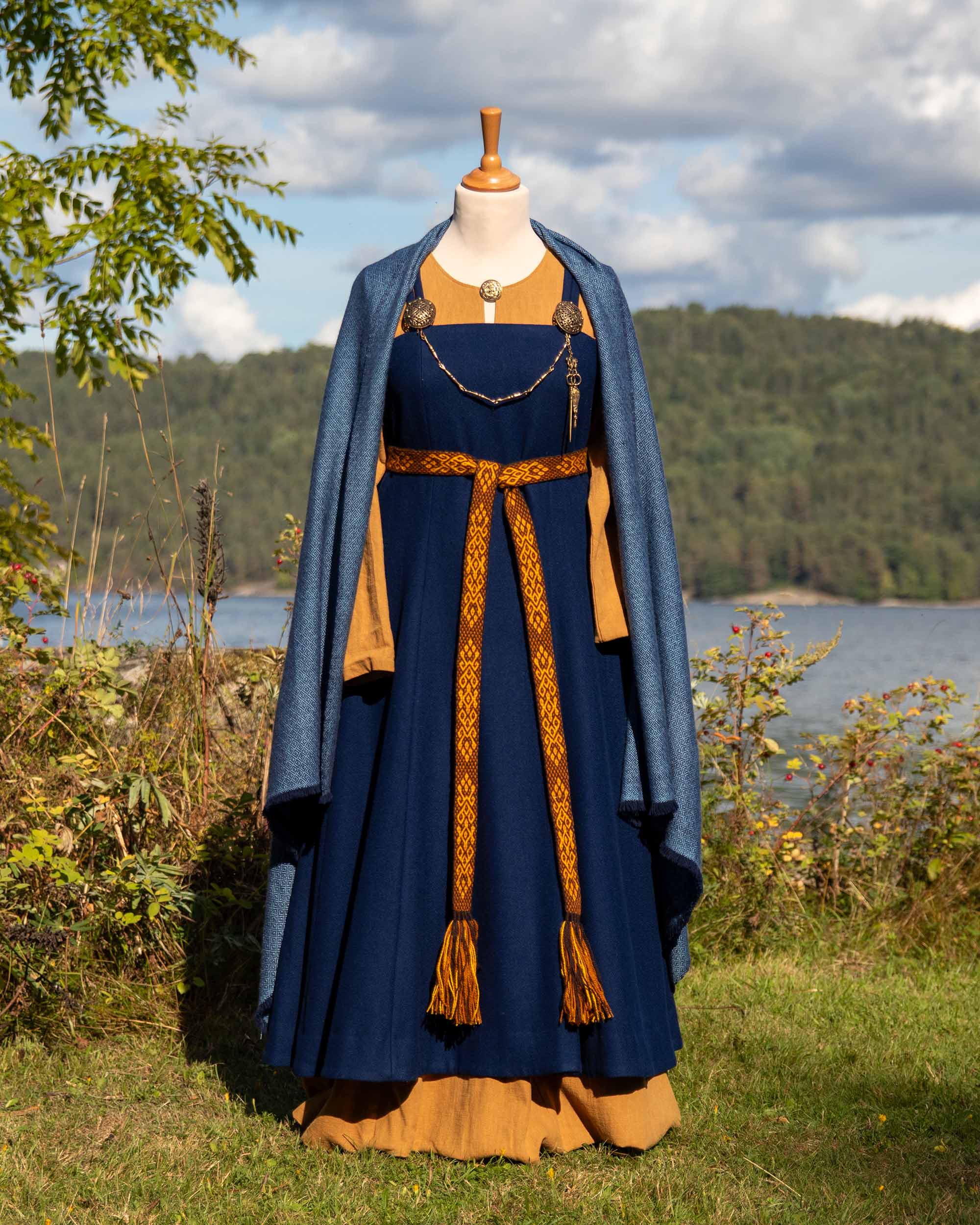 Komplett viking festdrakt